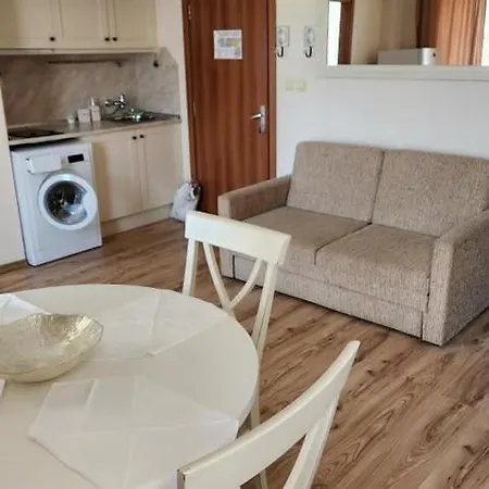 Dekart * Słoneczny Brzeg