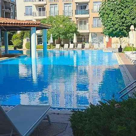 Dekart Διαμέρισμα *